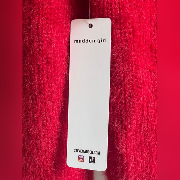 Madden Girl Red Cardigan with Heart Accents - Picture 5 of 8